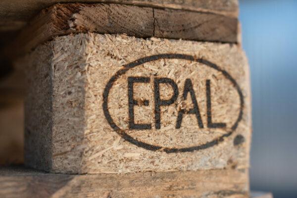 Euro-Palette mit EPAL-Logo
